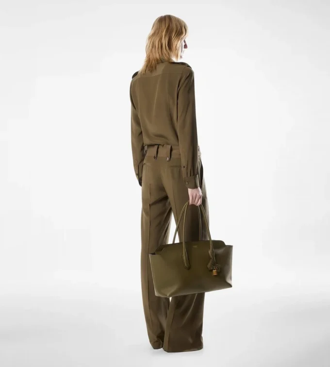 Borsa a tracolla grande Alexander in pelle naturale