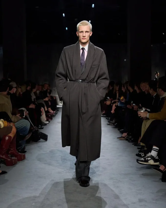 Cappotto doppio sciallato in cashmere Cappotto doppio sciallato in cashmere