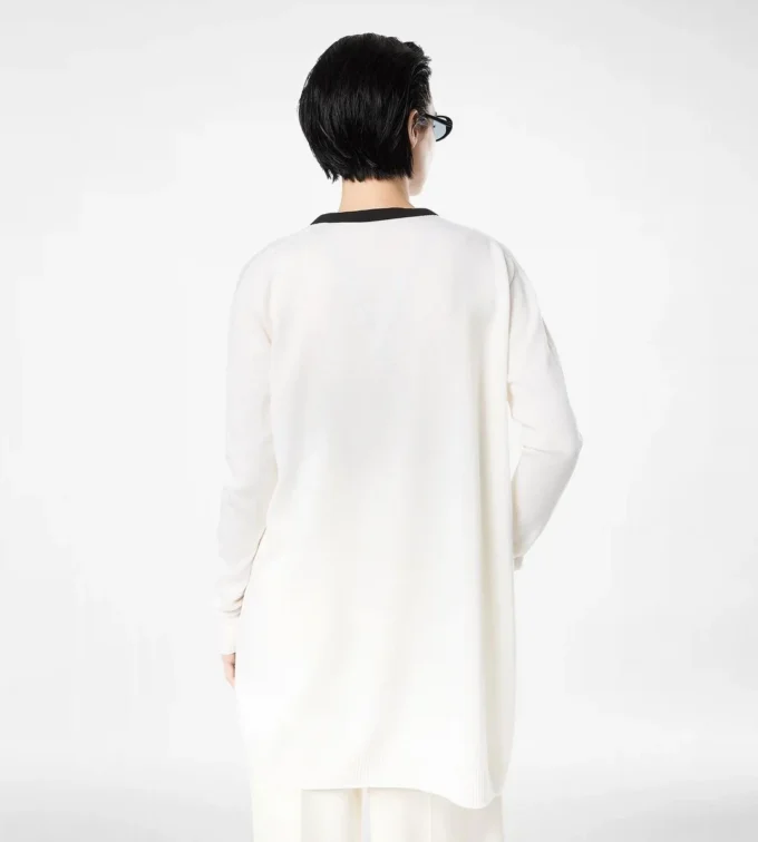 Cardigan aperto di media lunghezza in piqué di merino con rifiniture in raso