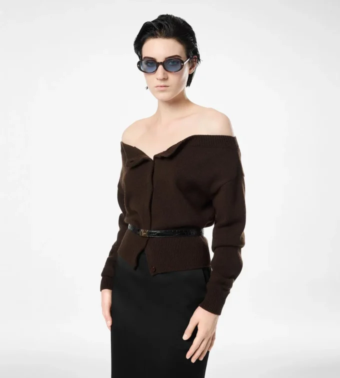 Cardigan corto in morbido cashmere con scollo aperto