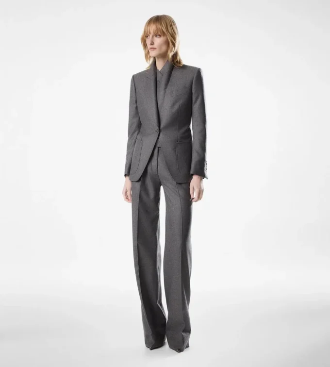 Giacca monopetto in cashmere con revers a lancia Giacca monopetto in cashmere con revers a lancia