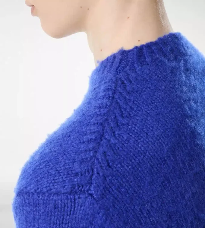 Maglia girocollo in cashmere Maglia girocollo in cashmere