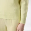 Maglia in cashmere con scollo a V e spalle scoperte