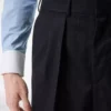 Pantaloni a doppia piega con sottili righe