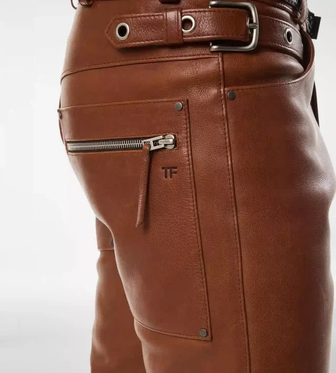 Pantaloni da motociclista in pelle di bufalo