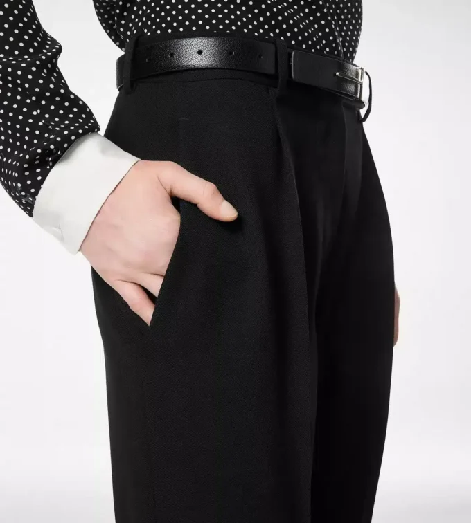 Pantaloni dritti con piega morbida Sharp Grain De Poudre Pantaloni dritti con piega morbida Sharp Grain De Poudre