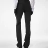 Pantaloni dritti da smoking sartoriali in misto lana e seta Pantaloni dritti da smoking sartoriali in misto lana e seta