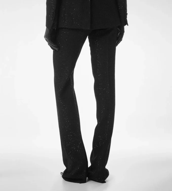 Pantaloni dritti sartoriali in crêpe misto lana con paillettes Pantaloni dritti sartoriali in crêpe misto lana con paillettes