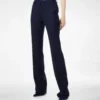 Pantaloni dritti sartoriali in lana vergine a righe tono su tono Pantaloni dritti sartoriali in lana vergine a righe tono su tono
