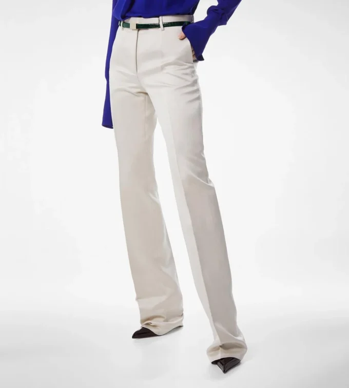 Pantaloni dritti sartoriali in misto cotone e seta lavata Pantaloni dritti sartoriali in misto cotone e seta lavata