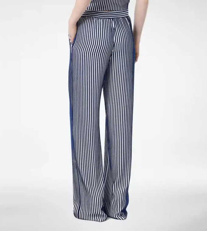 Pantaloni in georgette di seta ricamati con paillettes Pantaloni in georgette di seta ricamati con paillettes