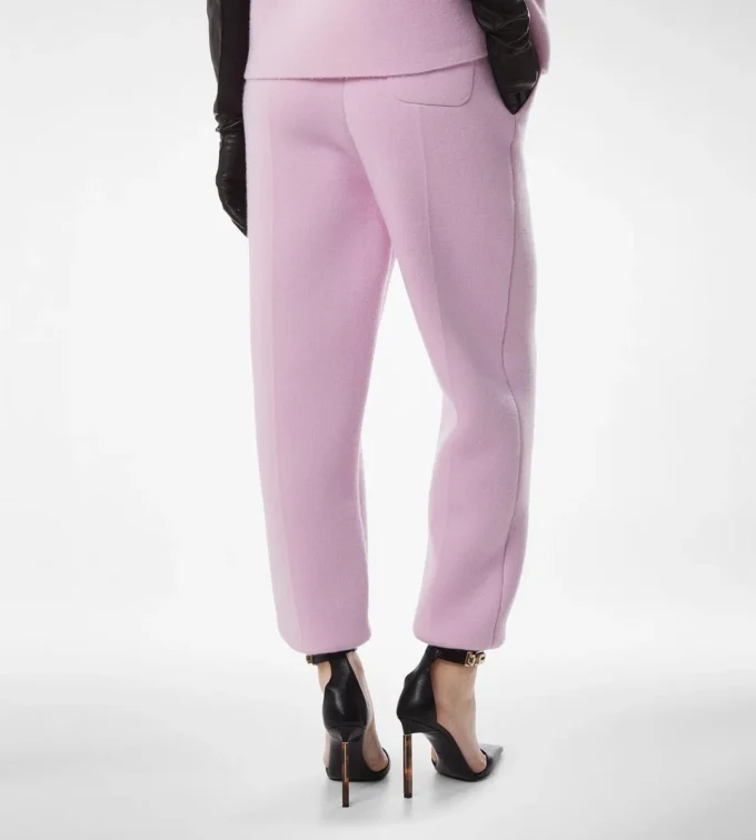 Pantaloni jogging scultorei in misto cashmere ultrafine Pantaloni jogging scultorei in misto cashmere ultrafine