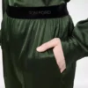 Pantaloni pigiama in raso di seta elasticizzato Pantaloni pigiama in raso di seta elasticizzato