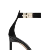 Sandalo con cinturino alla caviglia e fibbia a T in pelle lucida Sandalo con cinturino alla caviglia e fibbia a T in pelle lucida