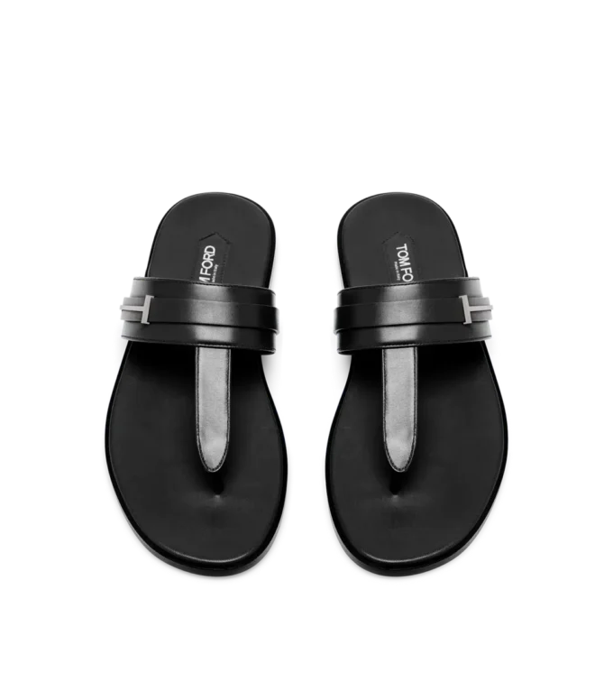 Sandalo T in pelle liscia Sandalo T in pelle liscia