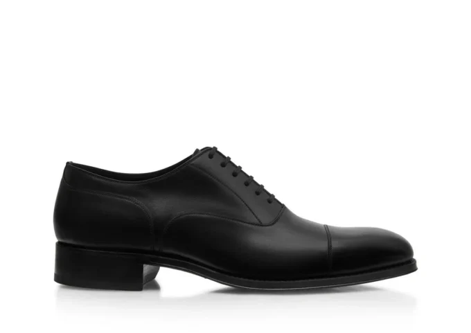 Scarpe stringate Claydon in pelle brunita