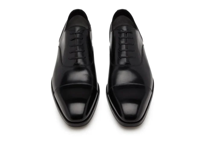 Scarpe stringate con punta Elkan in pelle liscia
