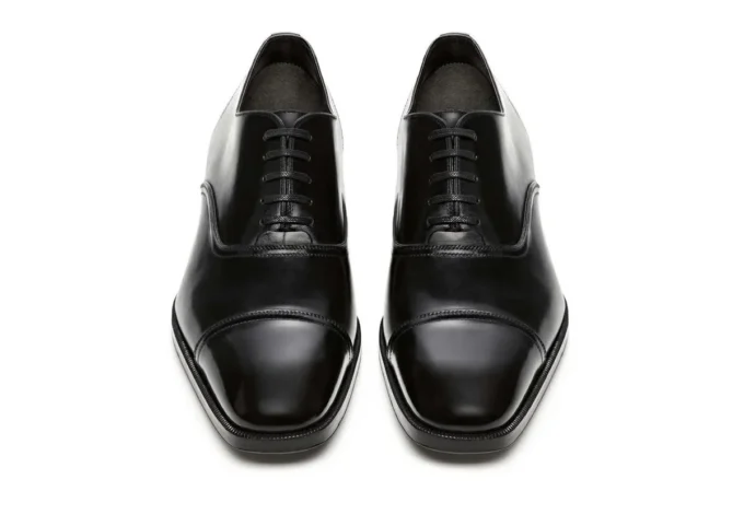 Scarpe stringate Gianni in pelle