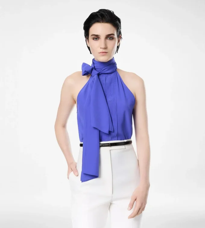 Top lavallière con scollo all’americana in seta con dettaglio plissé