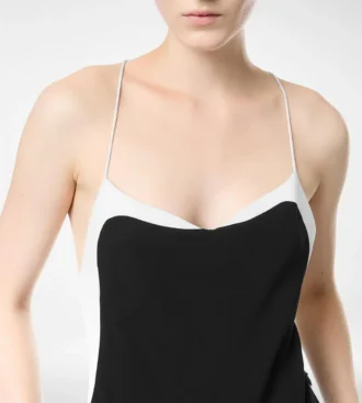 Tuta con canotta in doppio georgette elasticizzato Tuta con canotta in doppio georgette elasticizzato